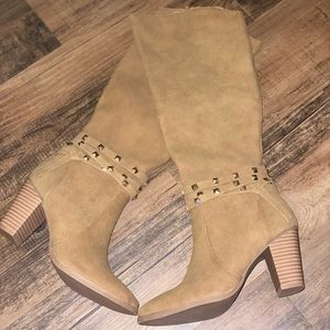 Jennifer Lopez Marquez Cognac Size 6 Boot